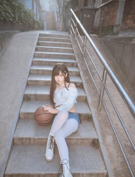 年上大佬掌心宠女儿救妈妈短剧_超清动漫在线观看