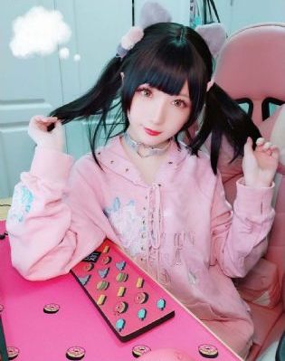 浪漫樱花电影免费播放_十万网红美女美酱