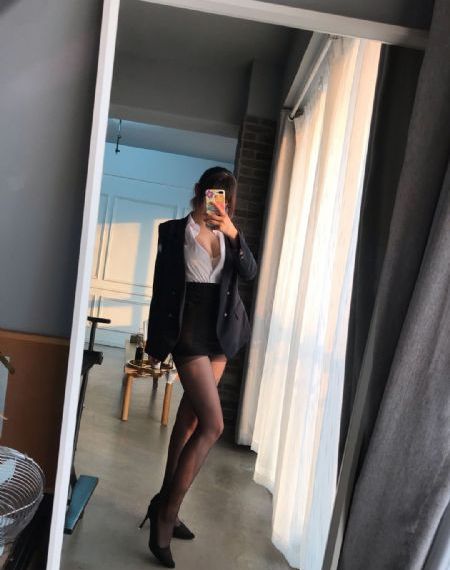 美容院特殊的服务_4K免费在线播放