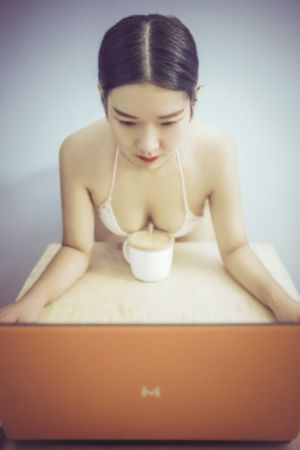 牢笼电影_BD韩语在线视频播放