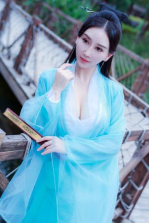 与大佬的365天_高清蓝光在线观