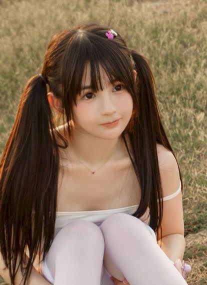 善良女秘书的目_4K免费在线播放