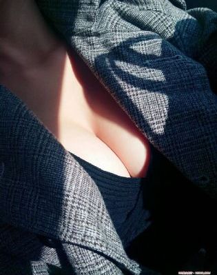 年轻的女闺蜜hd_超清日韩免费观看