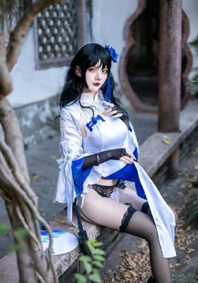 大乳女喂男人吃奶_BD英语在线观看