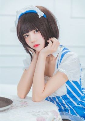 julia紧身裙女教师在线视频_1080在线播放观看