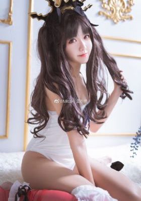 大学的美发沙龙室_4K在线观看